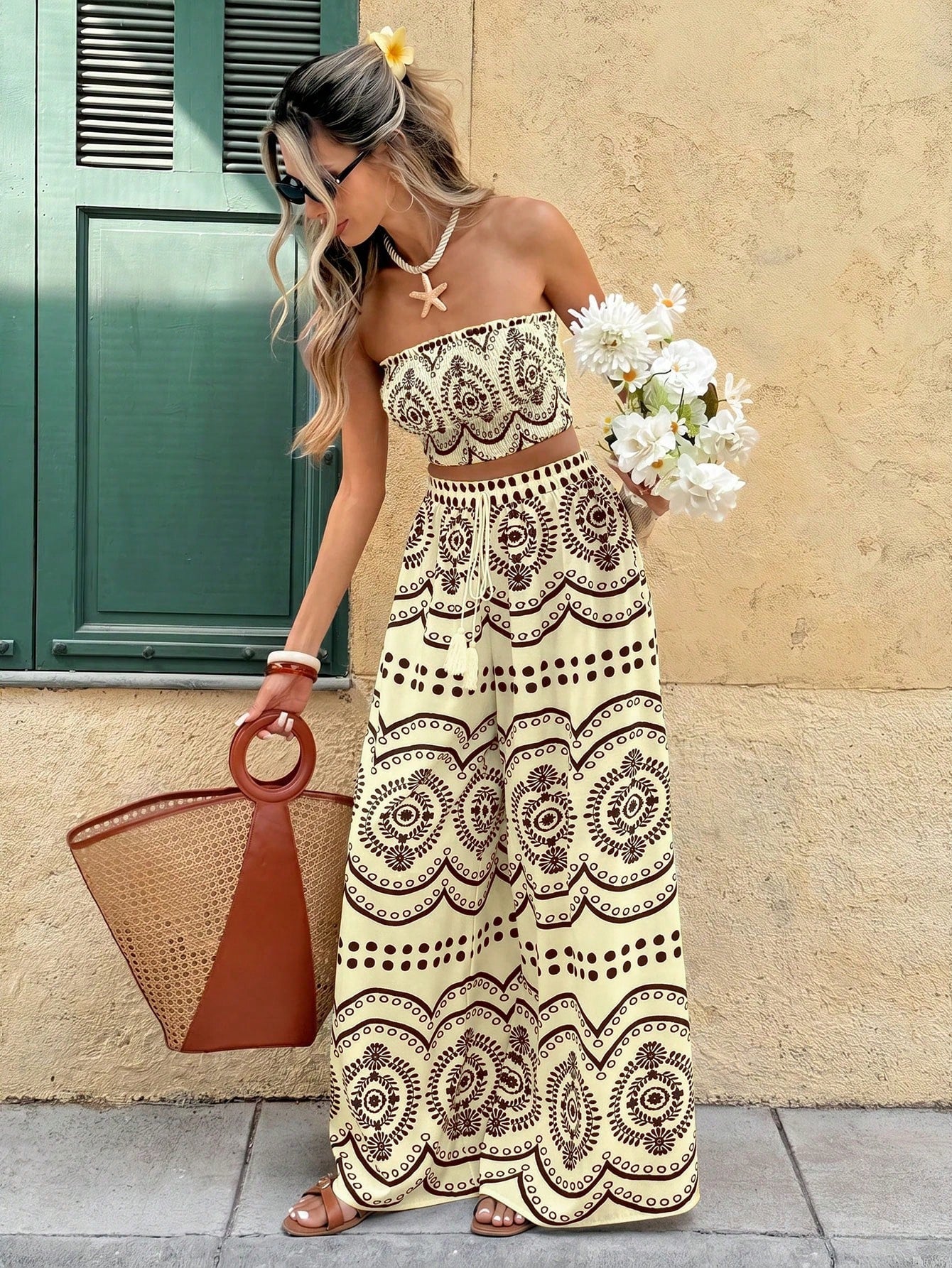 Frenchy Women's Blue And White Plant Print Cropped Tube Top & Wide Leg Pants 2 Pieces Set,Boho Summer Holiday Vacation Holiday Beach Bohemian Outfits Suit