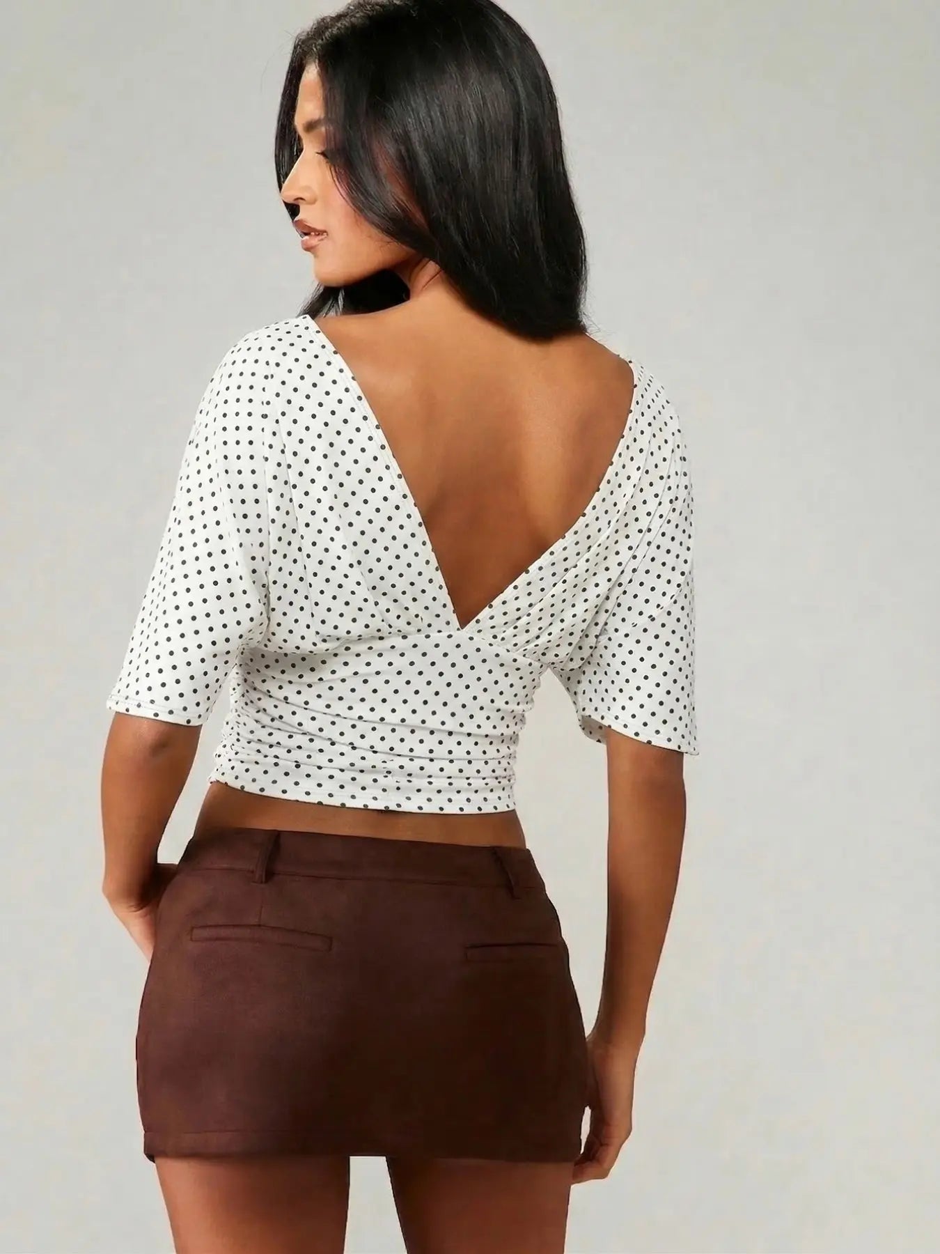 Women's Fashion Comfortable Casual Waist Cinched Slimming Fit V-Neck Backless Simple Bodycon Top, Stylish and Versatile Womenswear