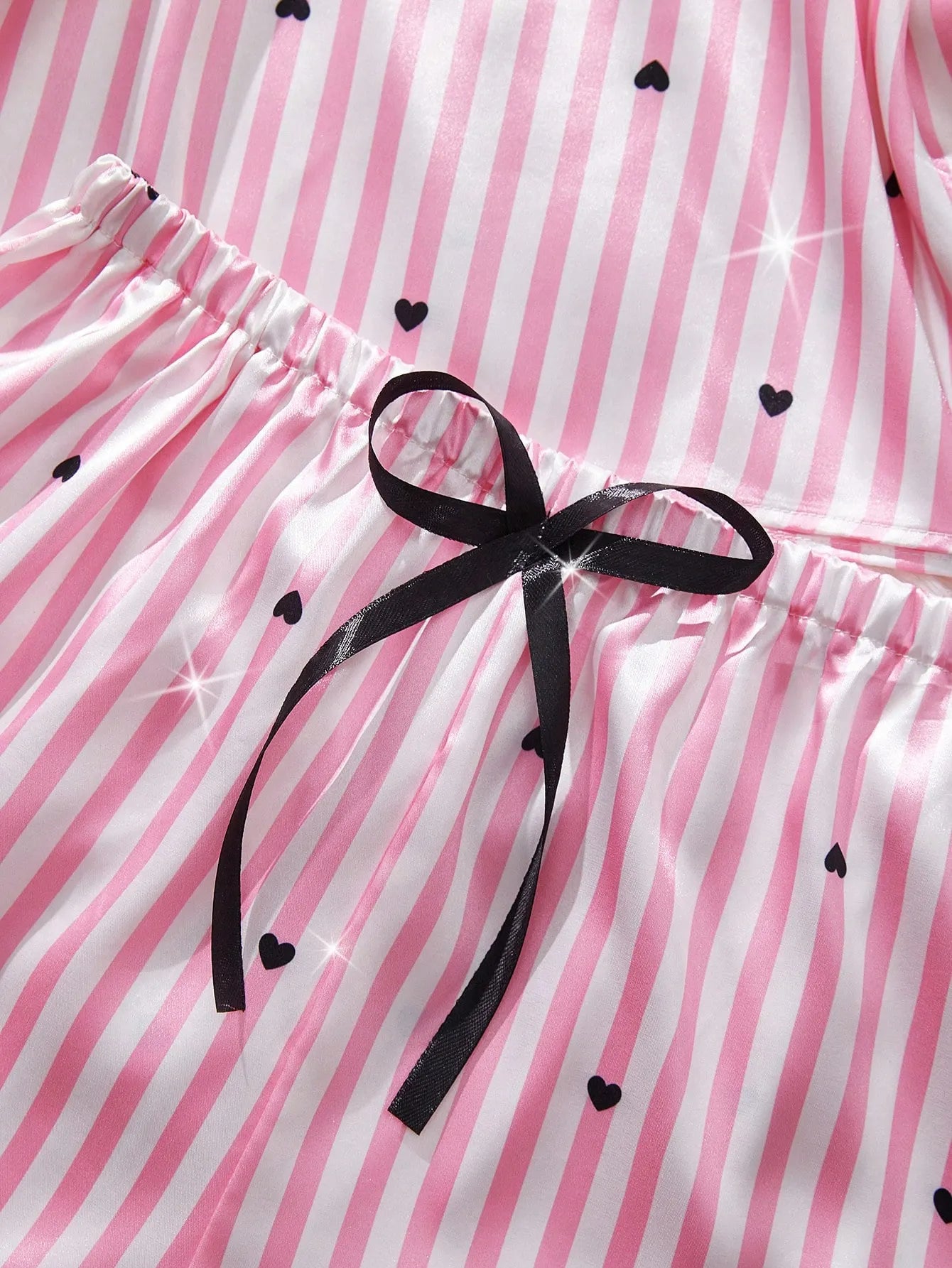 2pcs/Set Party Costume Satin Heart Striped Sexy Lingerie Set, Adjustable Strap Lace V-Neck Camisole And Bow Shorts, Women's Intimate Apparel