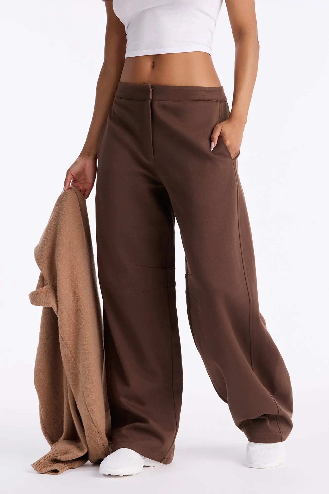 Juni Heavy Knit Jersey Barrel Leg Pant 31′′ - Chocolate