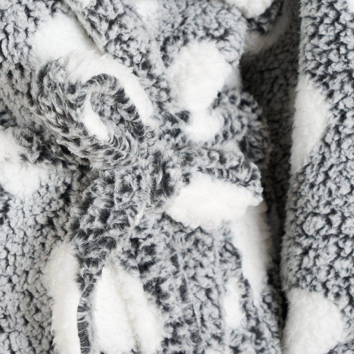 OHS Heart Print Teddy Marl Dressing Gown, Adults - Black