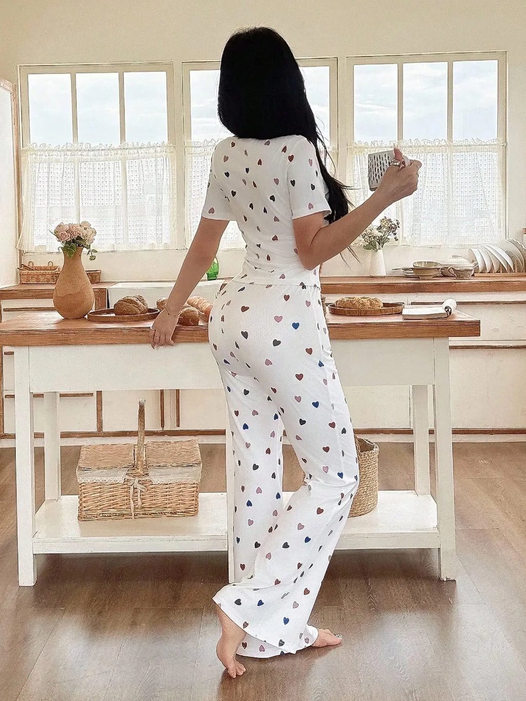 Women's Heart Print Short Sleeve Sleepwear Set, Breathable Fabric, Soft and Comfortable, Indoor Outdoor Wear, Casual Home Clothes Two-Piece Pajama Set Loungewear