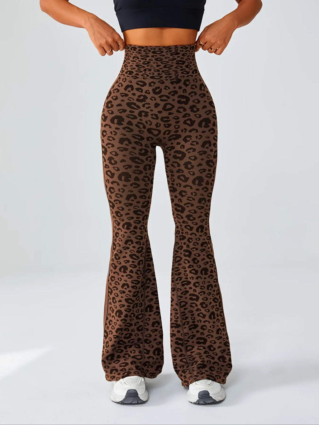 Women's Seamless Leopard Print High-Waisted Yoga Pants, Scrunch Sports Leggings, Tight-Fit Sportswear for All Seasons, Stylish & Comfortable Workout Bottoms, Seamless Fitness Leggings, High Stretch Bottoms