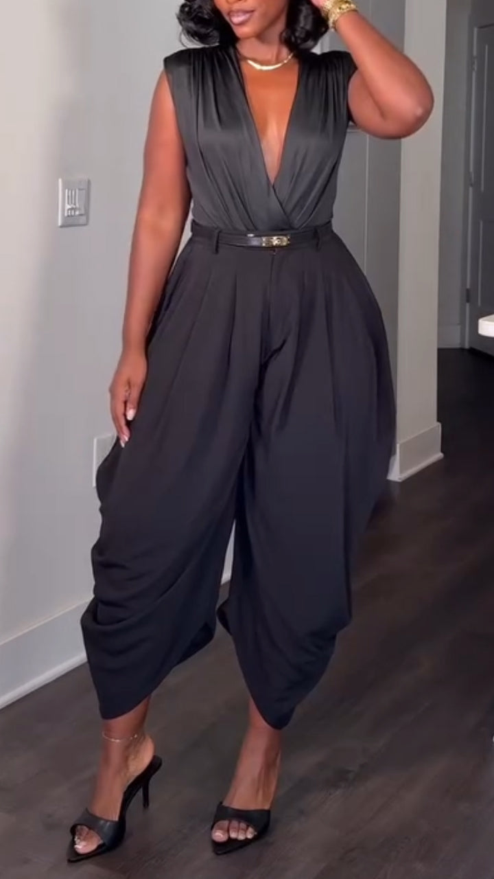 Women Deep V-neck Top + Pants Casual Outfit with Temperament