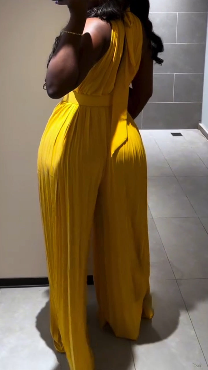Women Round Neck Sleeveless Waist Cinched Pleated Long Wide Leg Jumpsuit