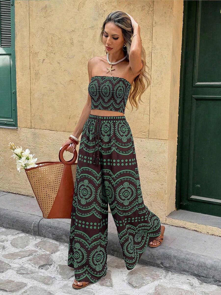 Frenchy Women's Blue And White Plant Print Cropped Tube Top & Wide Leg Pants 2 Pieces Set,Boho Summer Holiday Vacation Holiday Beach Bohemian Outfits Suit