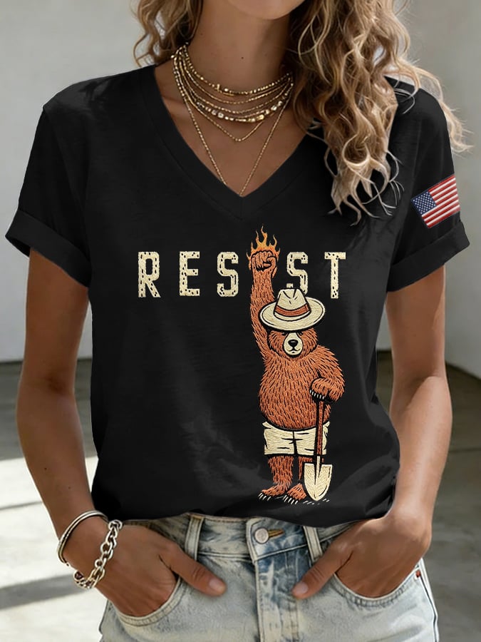 V-Neck Retro Resist Save The Forest Service Print T-Shirt