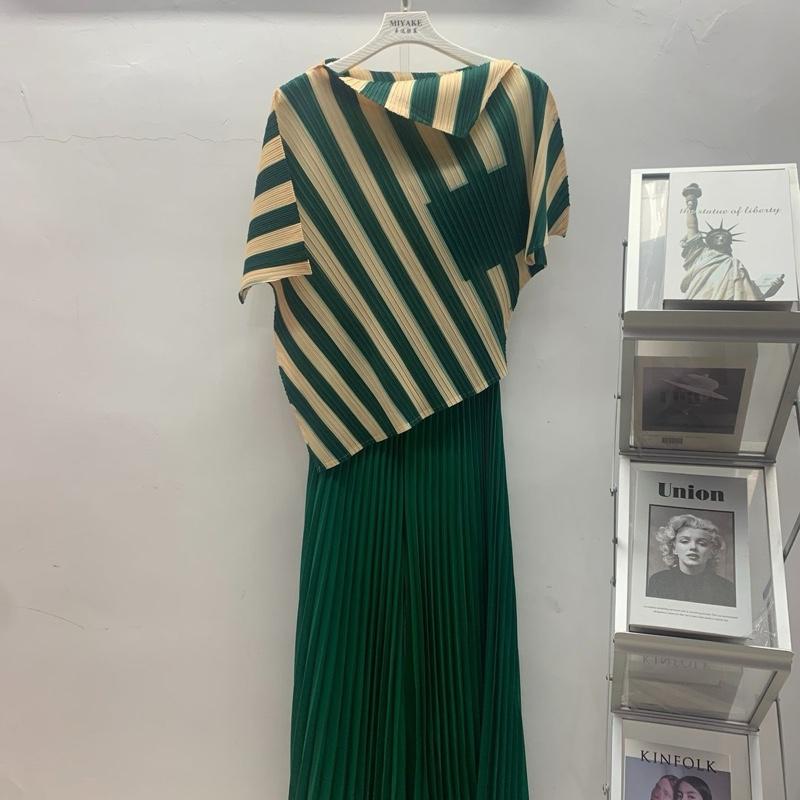 Elegant Pleated Two-Piece Set