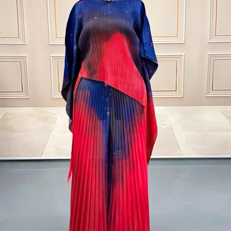 New Fashion Set: Pleated Printed Loose Sleeve Top & Wide Leg Pants Two-Piece Set with Straps Loose-Fitting for Women in Various Colors