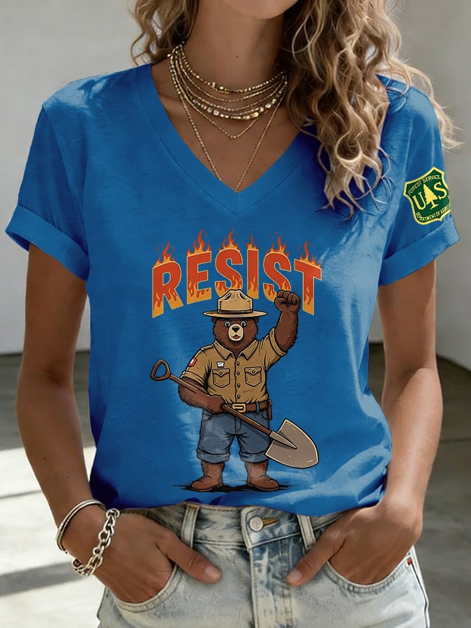 V-Neck Retro Resist Save The Forest Service Print T-Shirt