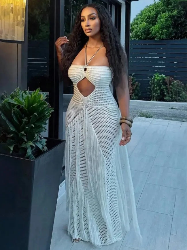 Women’s Crochet Maxi Dress with Fringe Detail, Boho Style Backless Halter Dress for Beach Party Vacation, Summer Resort Wear