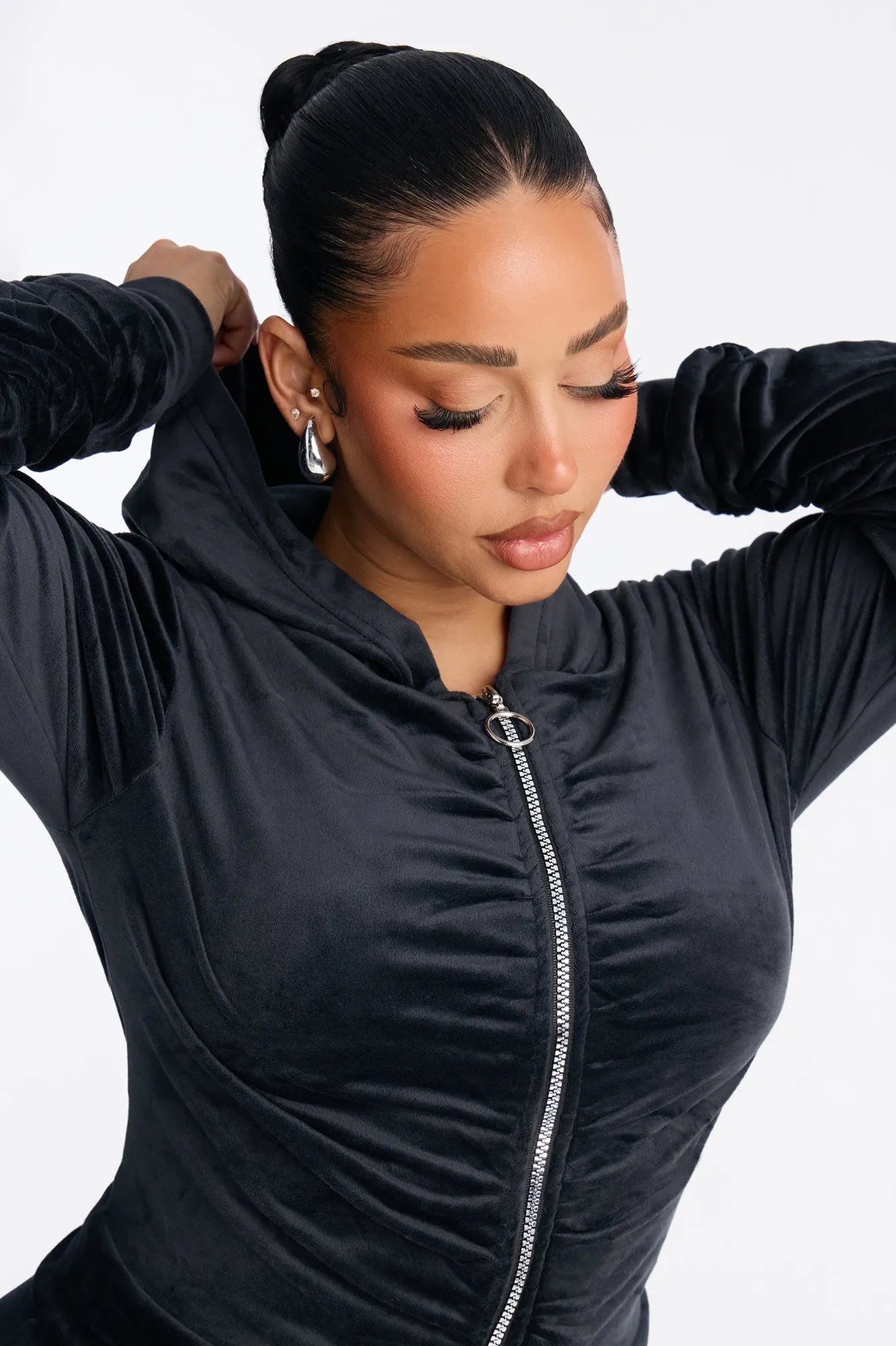 Soft Girl Energy Ruched Velour Jogger Set - Black