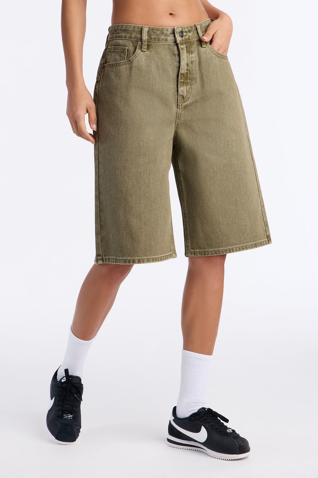 Sophie Classic 90's Denim Jorts - Brown
