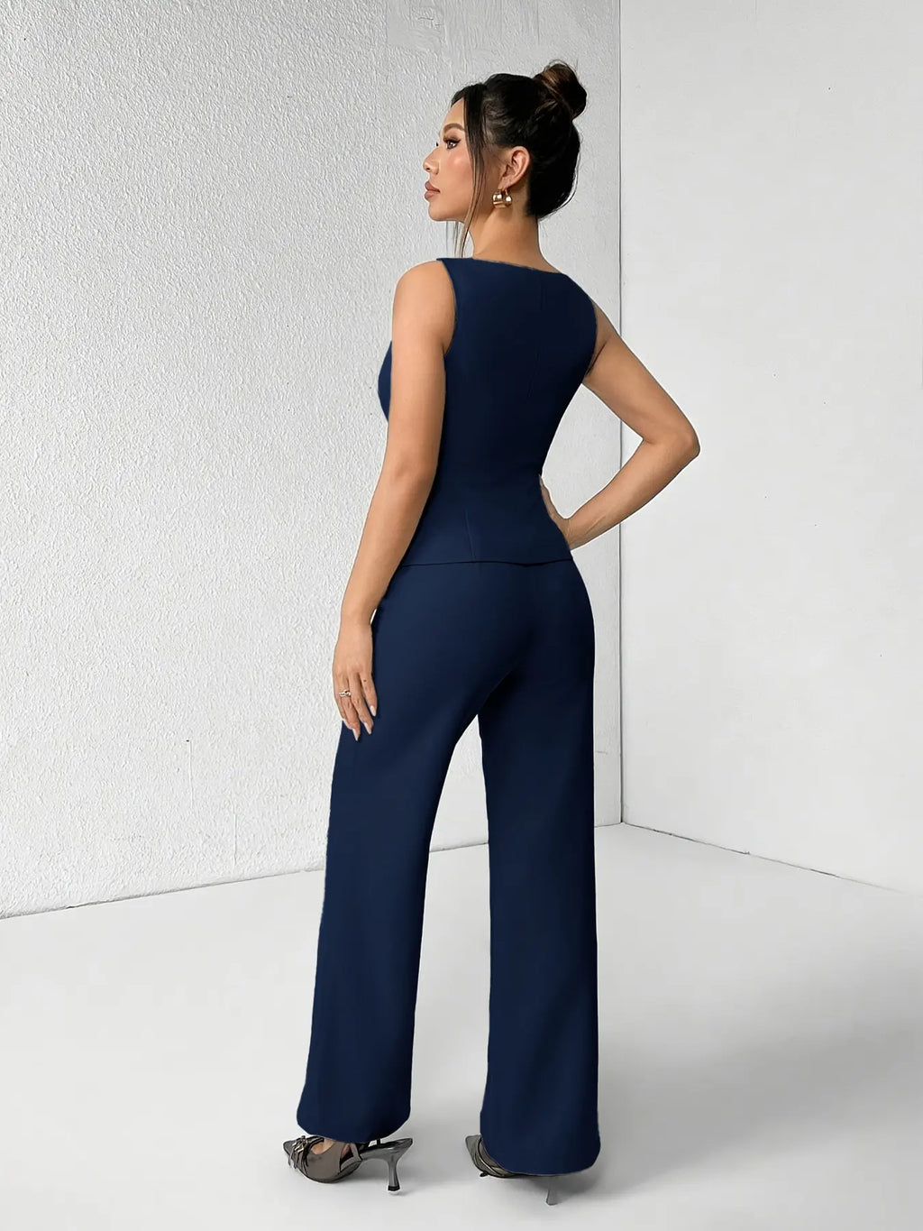 Women's Solid Button Front Sleeveless Tank Top & Wide Leg Pants Set, Casual Elegant Chic Minimalist Fashion Two-piece Set for Summer, Women's Clothing for Daily Wear, Suits, Office Siren Outfits, Casual Matching Set, Corporate Outfits Women