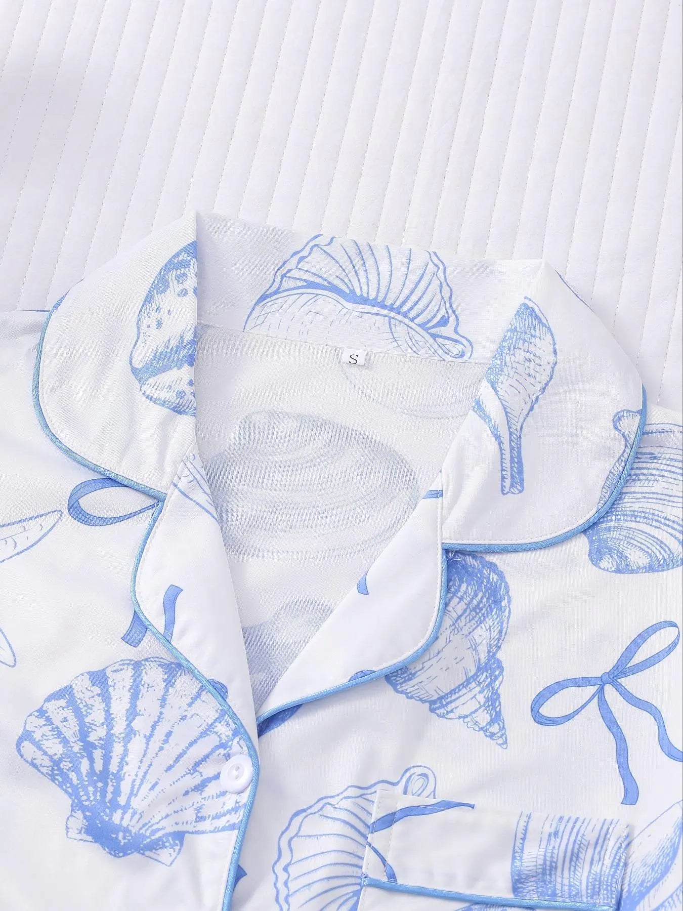 Women's All Over Print Button Front Top & Elastic Waist Shorts Pyjama Two-piece Set