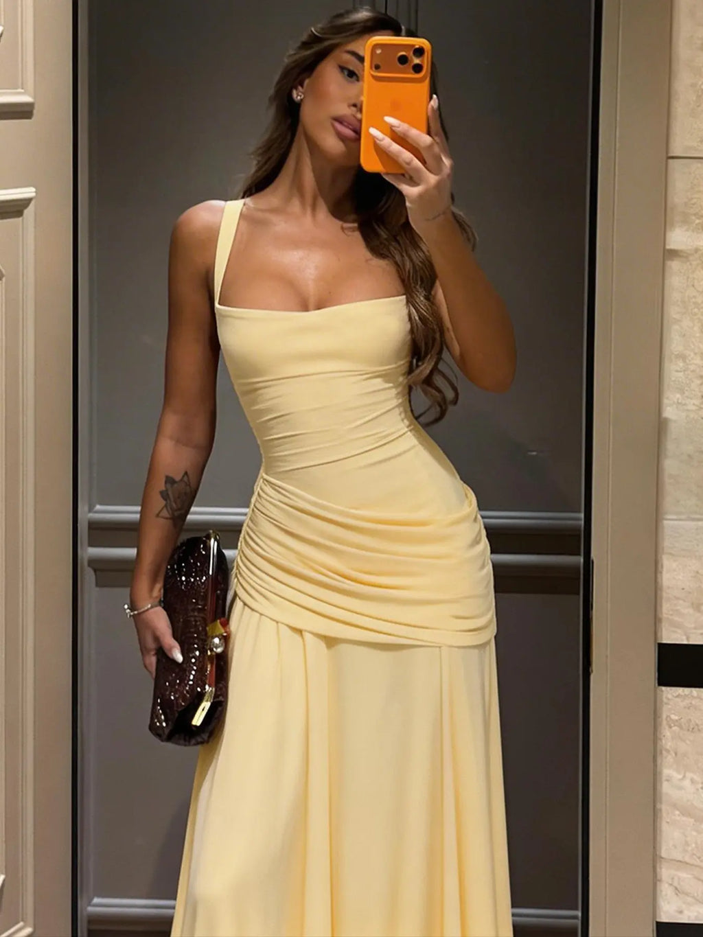 Women's Solid Color TIe-back Sleeveless Bodycon Slip Dress, Plain Criss Cross Straps Back Lace-up Ruched Slim Fit Maxi Dress, Party Club Date Evening Gown Holiday Daily Casual Elegant Long Dresses For Ladies All Seasons Summer Fashion Clothes Wear