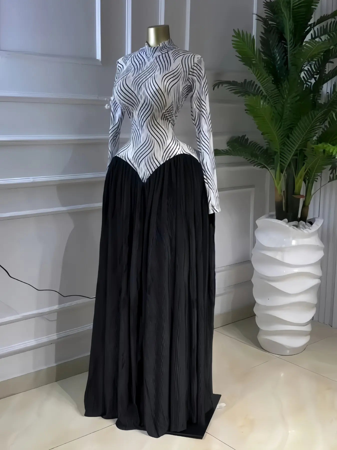 Women's Round Neck Long Sleeve A-Line Striped Print Big Swing Dress Womenswear, Spring Romantic Date Party Outfit , Elegant Sexy Formal Wear Party Evening Dress, Vacation Long Lady Skirts,Maxi Dress with Tank Dress 2 Pcs Sets