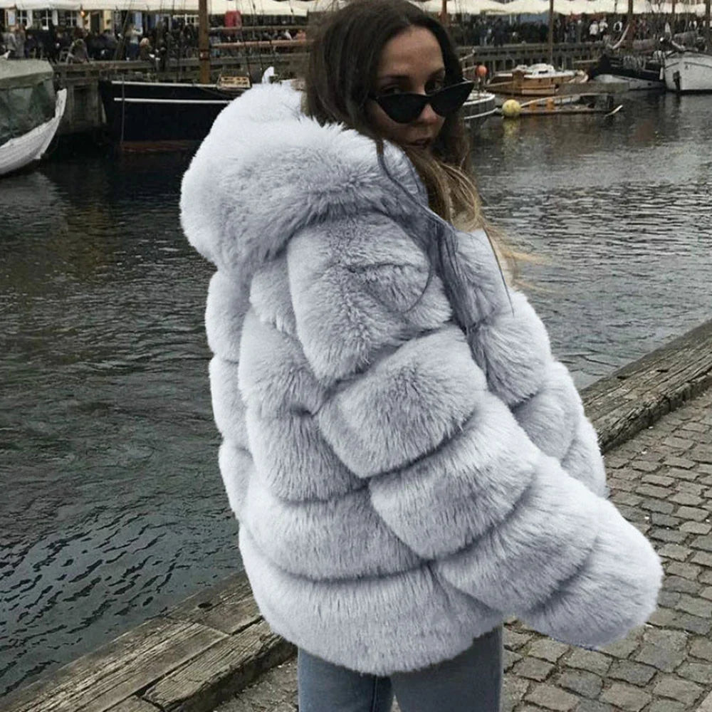 Manteau Glamour En Fourrure