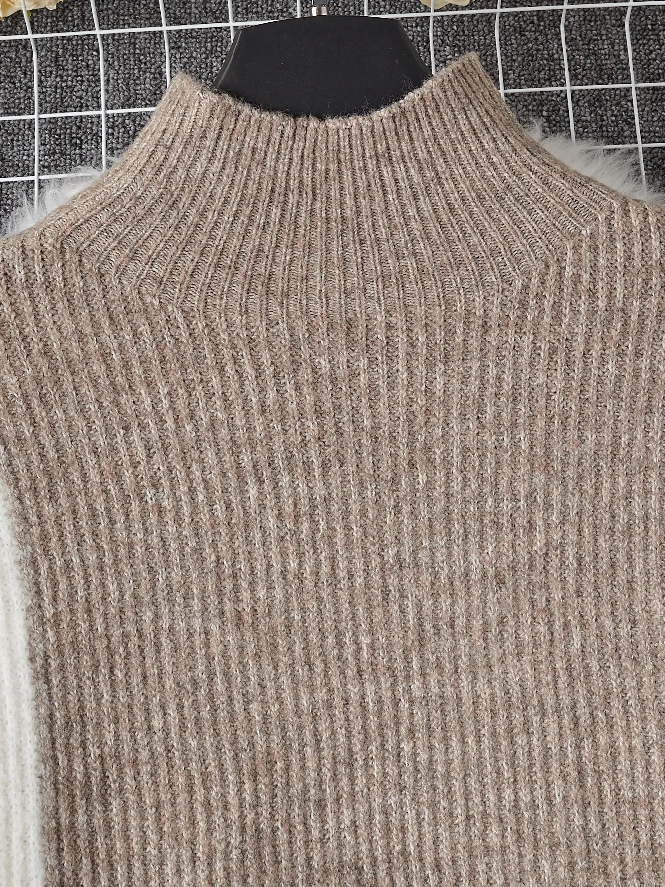Women's Colorblock Sweater Set