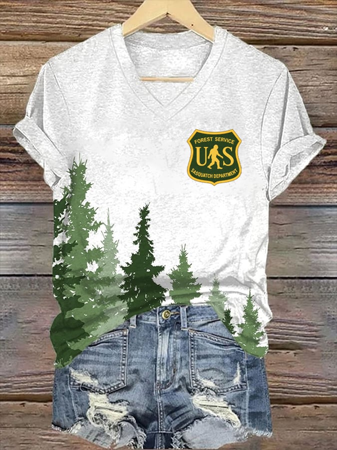 Women's Resist Bear V-Neck T-Shirt