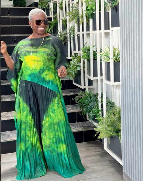 Full Pleated Tie Dye Color Top And Trousers
