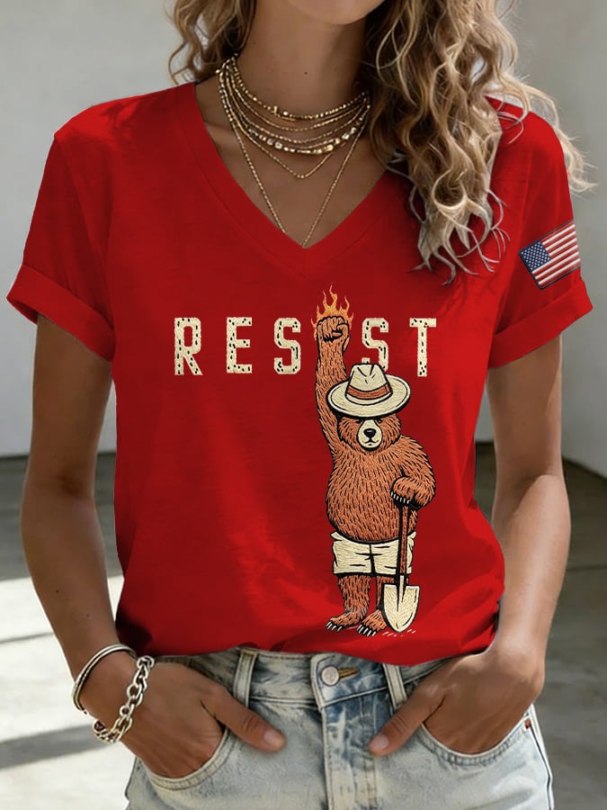 V-Neck Retro Resist Save The Forest Service Print T-Shirt