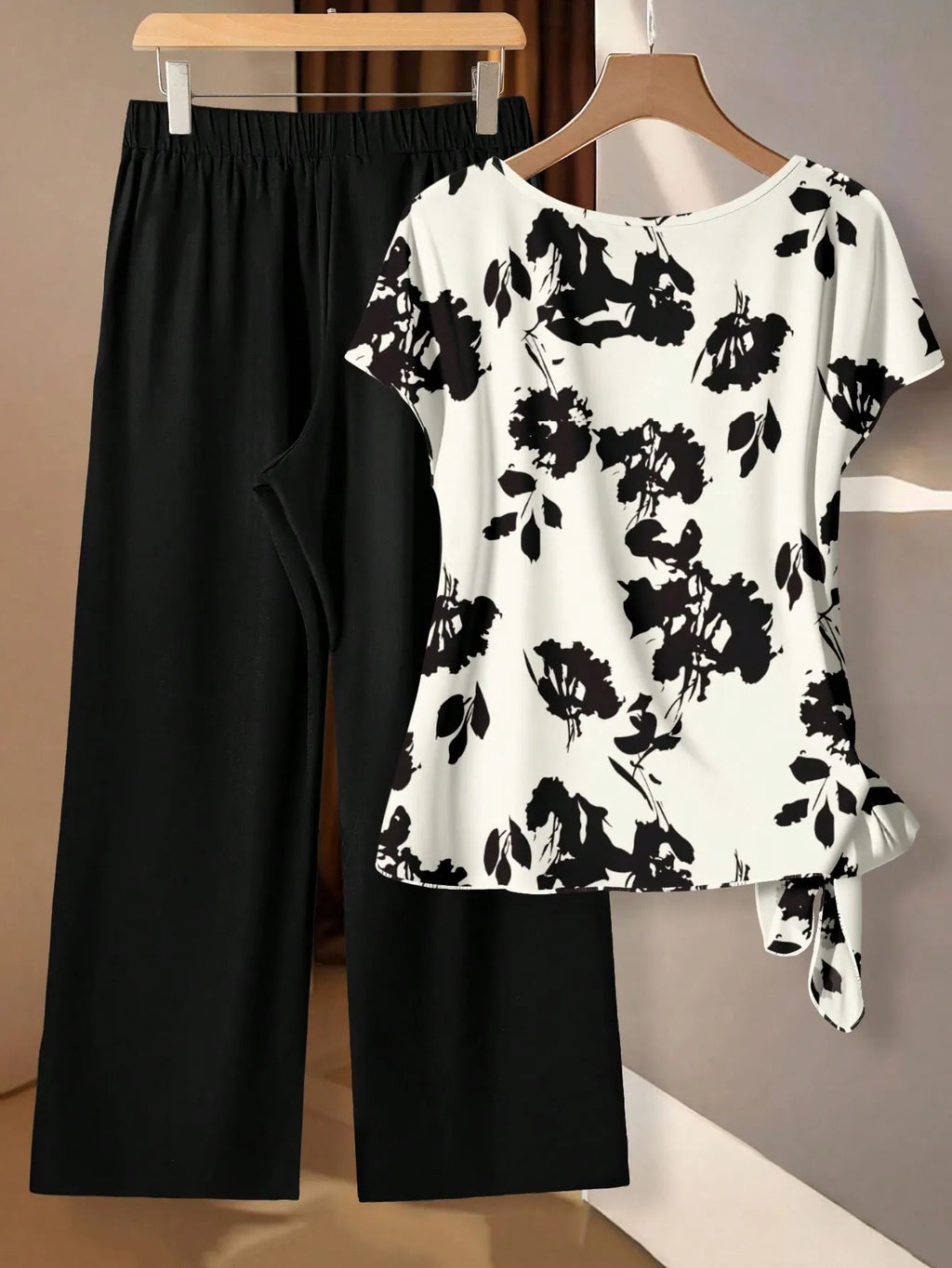 Women's Tie Bow Blouse And Straight Leg Pants 2 Pieces Set Blouse And Pants Set Floral 2 Pieces Set Modest Two Pieces Set Two Pieces Set,Casual