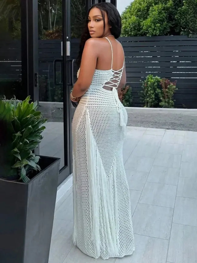 Women’s Crochet Maxi Dress with Fringe Detail, Boho Style Backless Halter Dress for Beach Party Vacation, Summer Resort Wear
