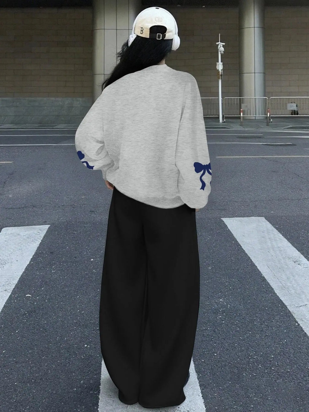 Women's V Neck Sweater Pants Set, Fashionable Digital Bowknot Print, Straight Leg Elastic Waist, Casual Long Sleeve Pullover