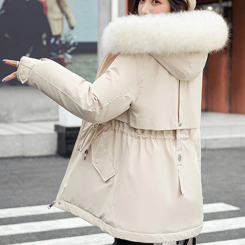 Women's winter coat with loose hood and thick synthetic fleece
