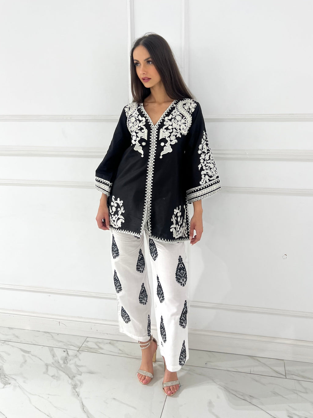 HK346 - Aara - 2 Piece Linen Suit