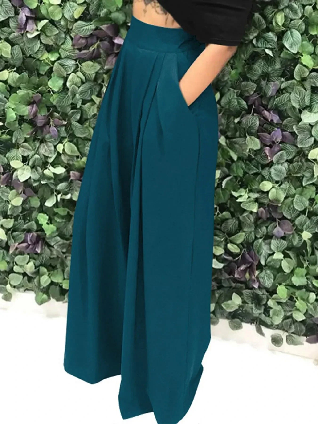 Women's Plain Plicated Pocket Wide Leg Pants