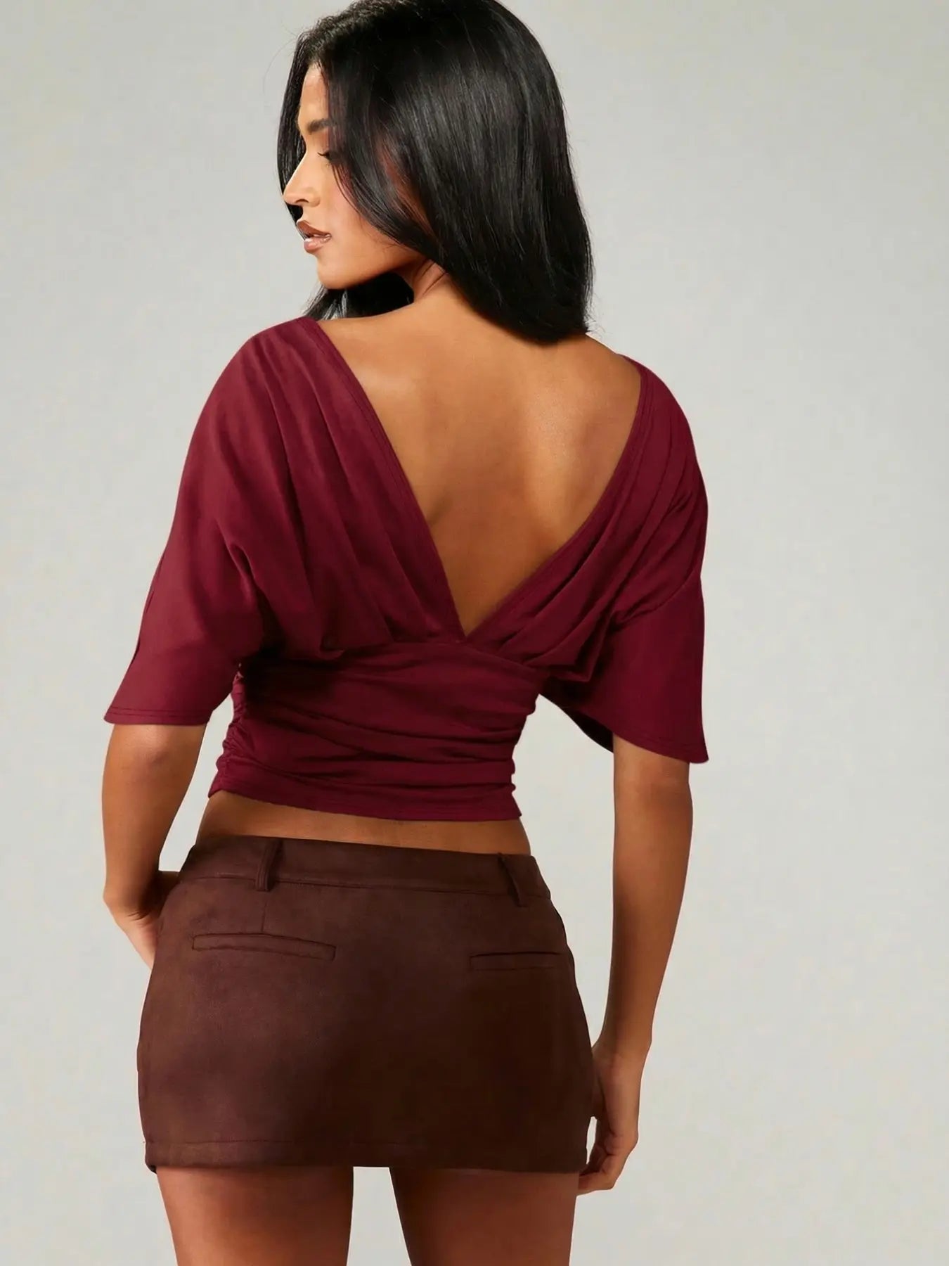 Women's Fashion Comfortable Casual Waist Cinched Slimming Fit V-Neck Backless Simple Bodycon Top, Stylish and Versatile Womenswear