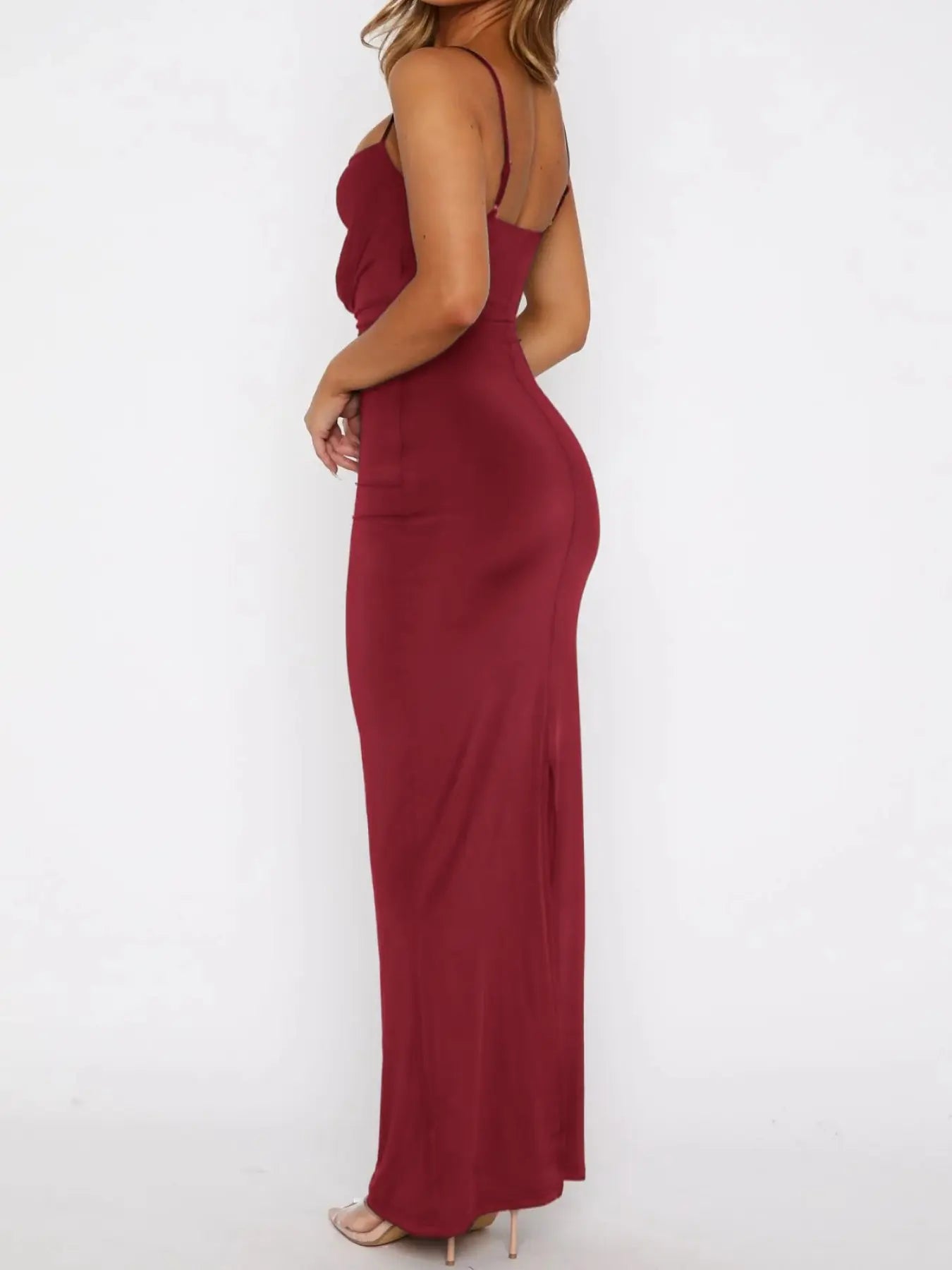 Valentine's Day Women's Low Cut Design Dress, Womenswear Sexy Elegant Feminine Long Gown with Adjustable Straps, Ruched Bust Tight Fit, Slim-Fitting Style