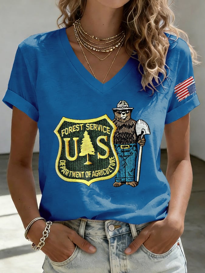 V-Neck Retro Save The Forest Service Print T-Shirt