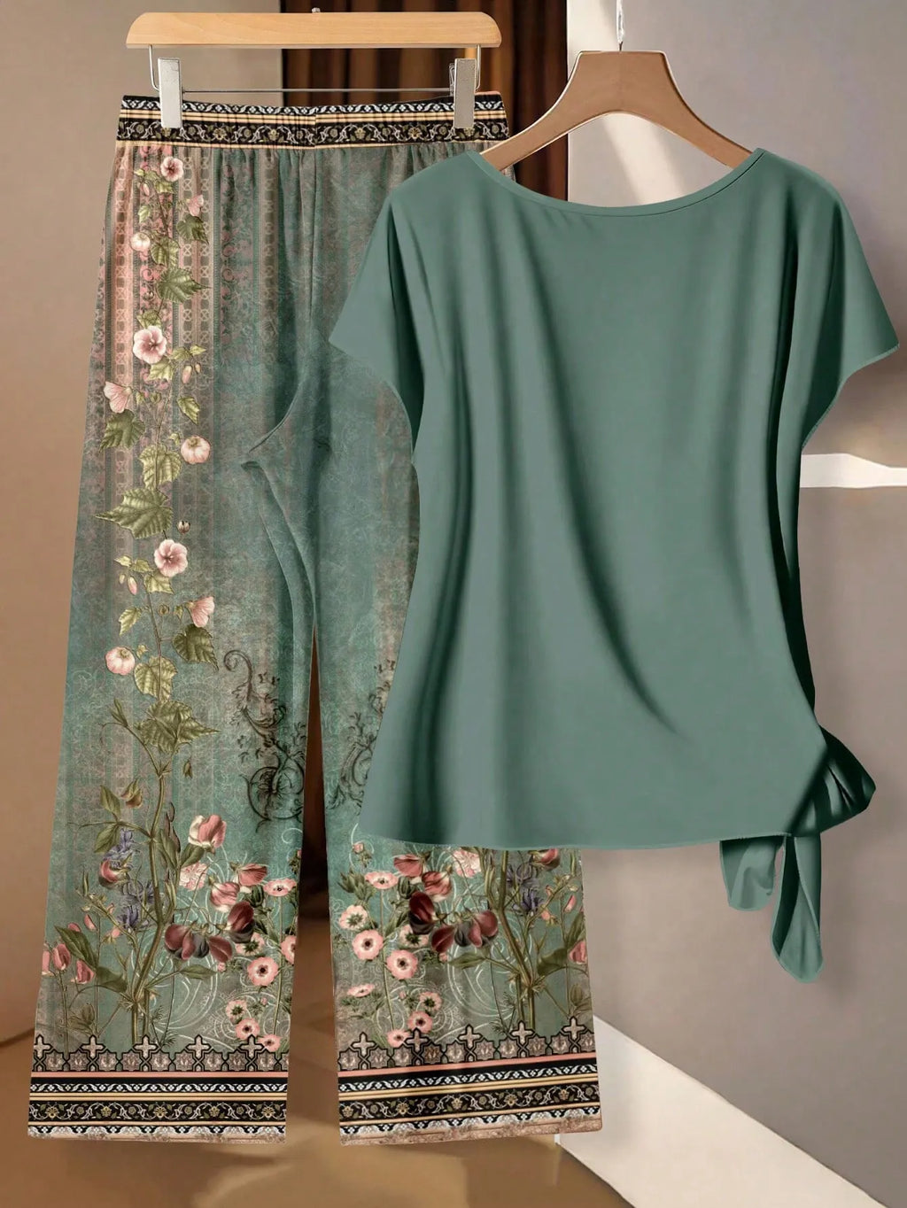 Women's Tie Bow Blouse And Straight Leg Pants 2 Pieces Set Blouse And Pants Set Floral 2 Pieces Set Modest Two Pieces Set Two Pieces Set,Casual