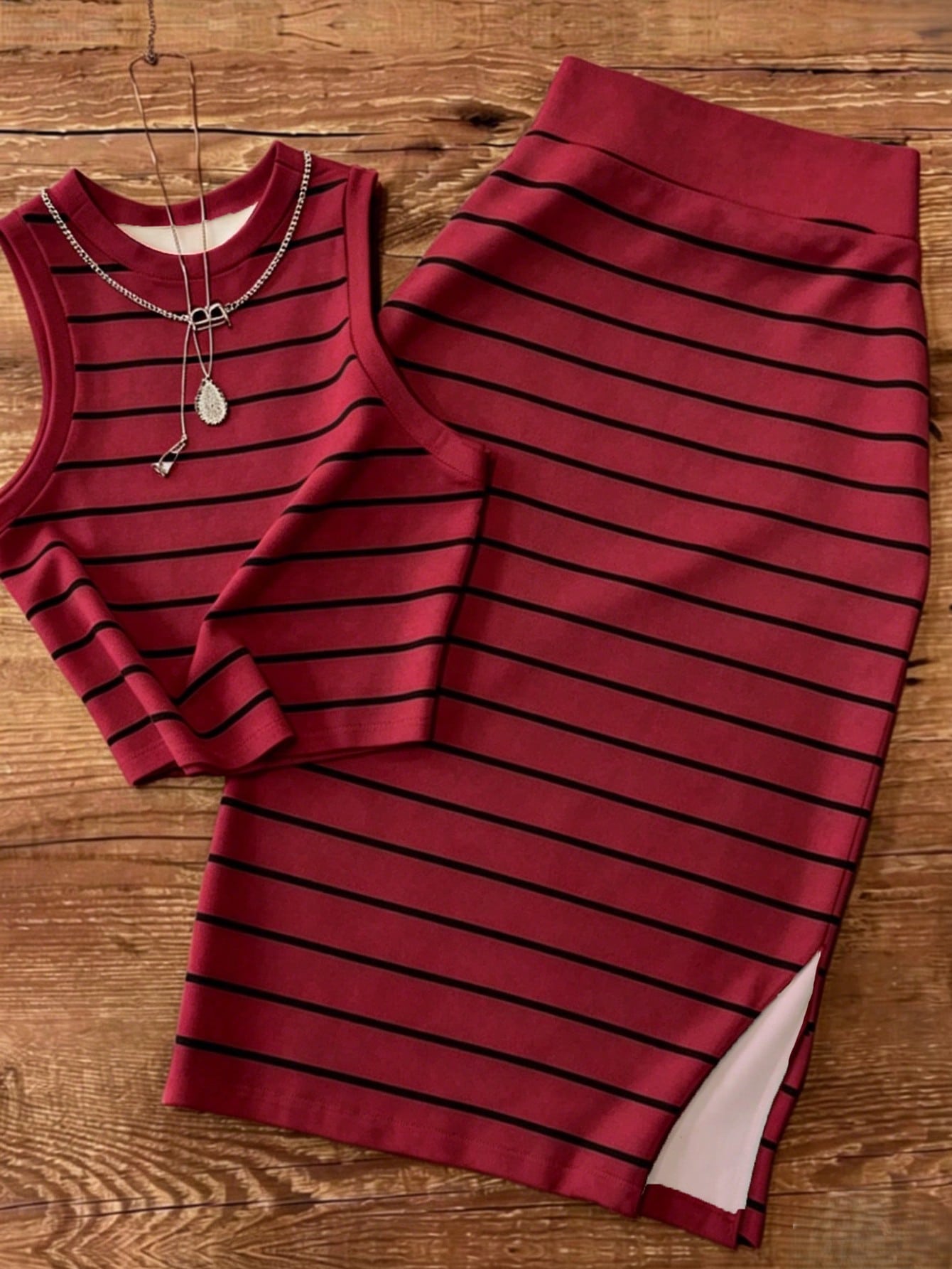 UREREM Women's Striped Contrast Color Casual Elegant Party Ribbed Slit Beach Vest And Skirt 2-Piece Set Summer