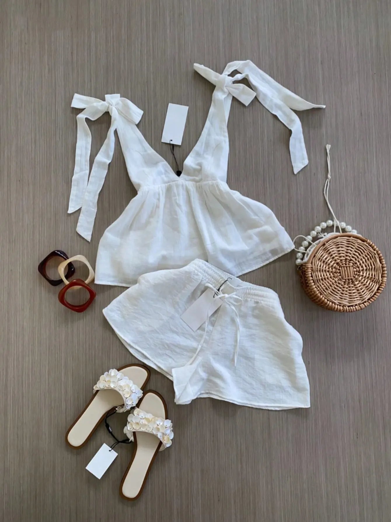 Spring/Summer Women's Fashion Set, Sleeveless Top With Elegant Tie Design, Strappy Shorts Vacation Set, Daily Casual Wear