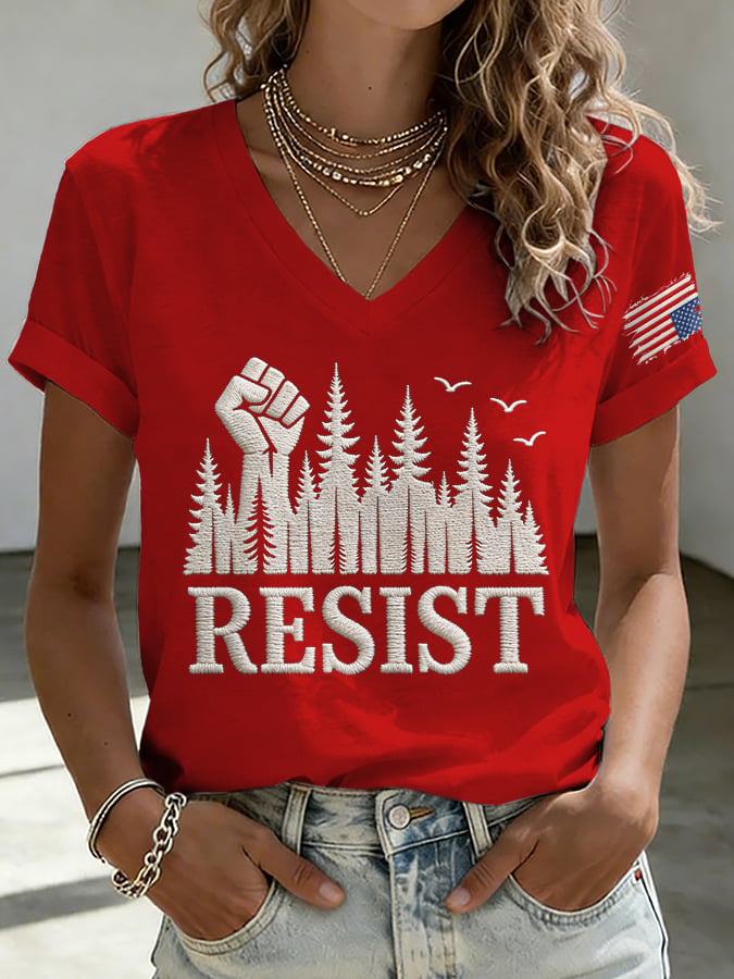 V-Neck Retro Resist Save The Forest Service Print T-Shirt