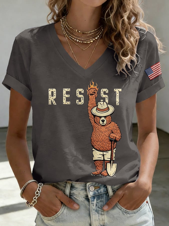 V-Neck Retro Resist Save The Forest Service Print T-Shirt