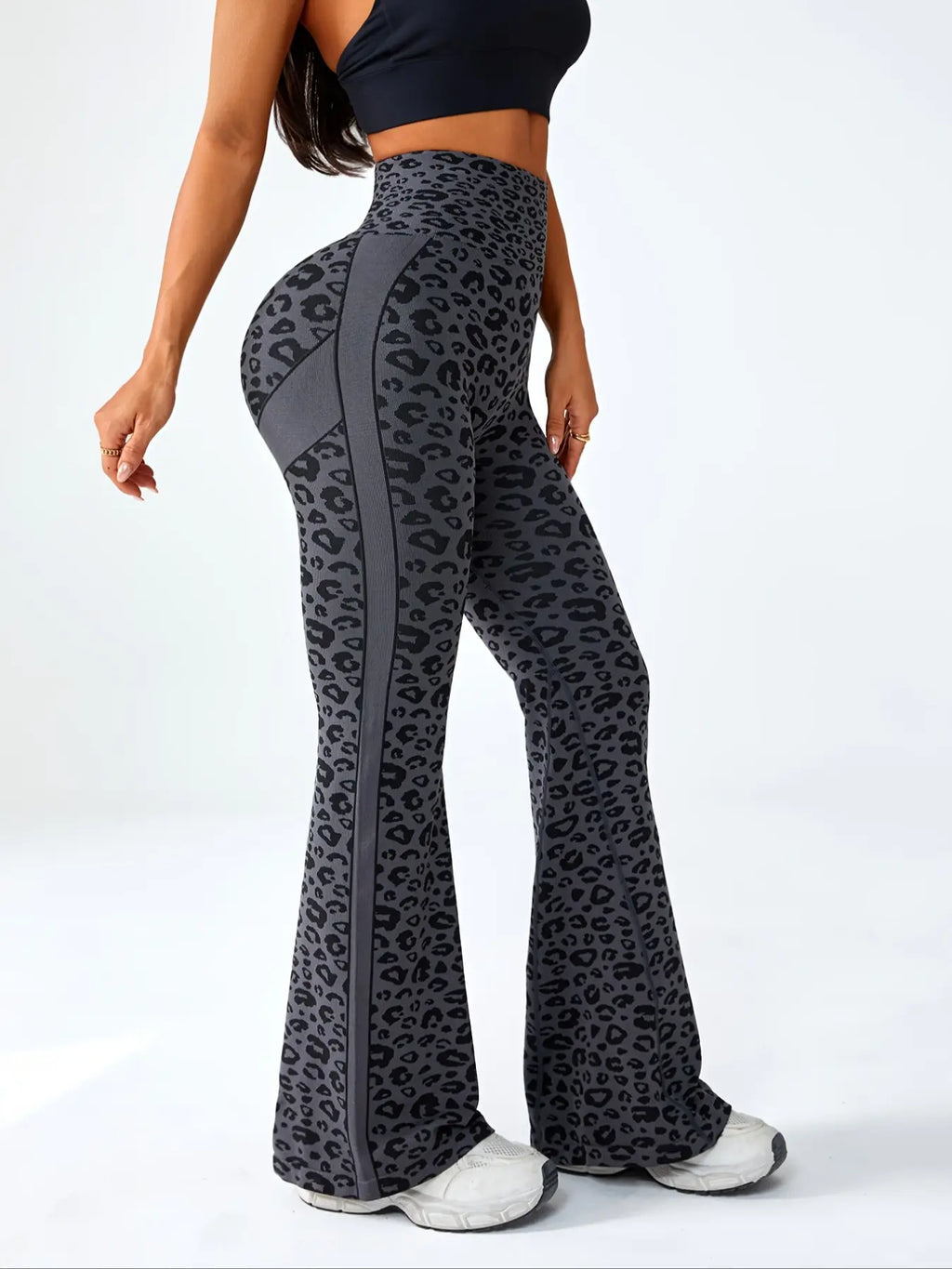 Women's Seamless Leopard Print High-Waisted Yoga Pants, Scrunch Sports Leggings, Tight-Fit Sportswear for All Seasons, Stylish & Comfortable Workout Bottoms, Seamless Fitness Leggings, High Stretch Bottoms