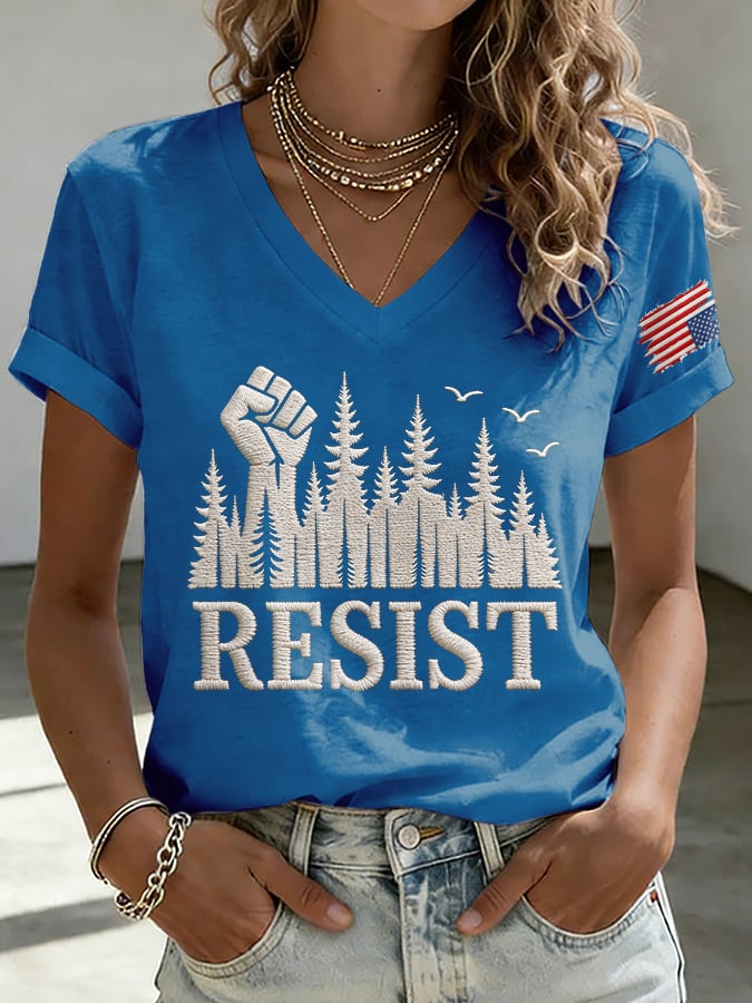 V-Neck Retro Resist Save The Forest Service Print T-Shirt