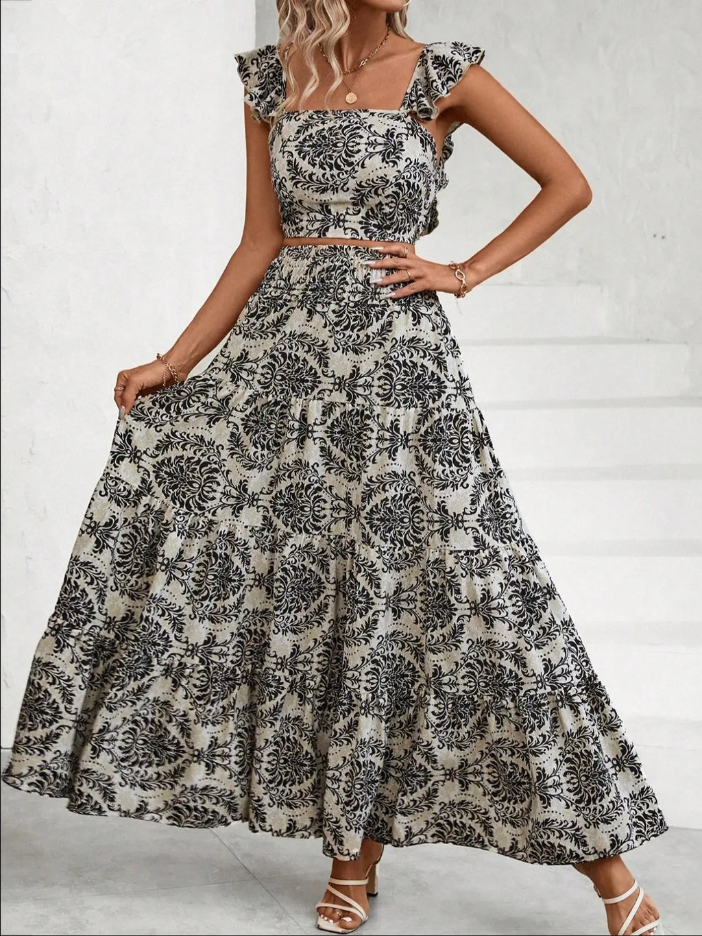 Women's Ethnic Pattern Butterfly-Sleeve Fitted Crop Top & Shirred High Waist A-Line Skirt Set Outfit, Womenswear Summer Boho Bohemian Elegant Square-Neck Top & Ruffle-Hem Long Skirt for Beach Vacations and Holidays Woven Fabric