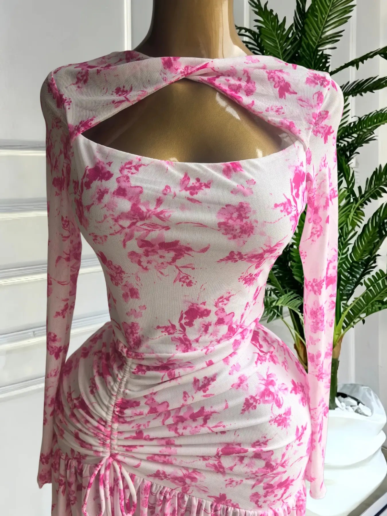 QFAF Women's Full Sleeve Floral Printed Ruched Bodycon Dress, Autumn Evening Party Vacation Sexy Gown, Elegance, Elegant and Stylish Cutout Front Irregular Midi A-line Dresses, Streetwear Dressy Holiday Beach Vacation Dresses, Ladies Elastic Dresses Cloth