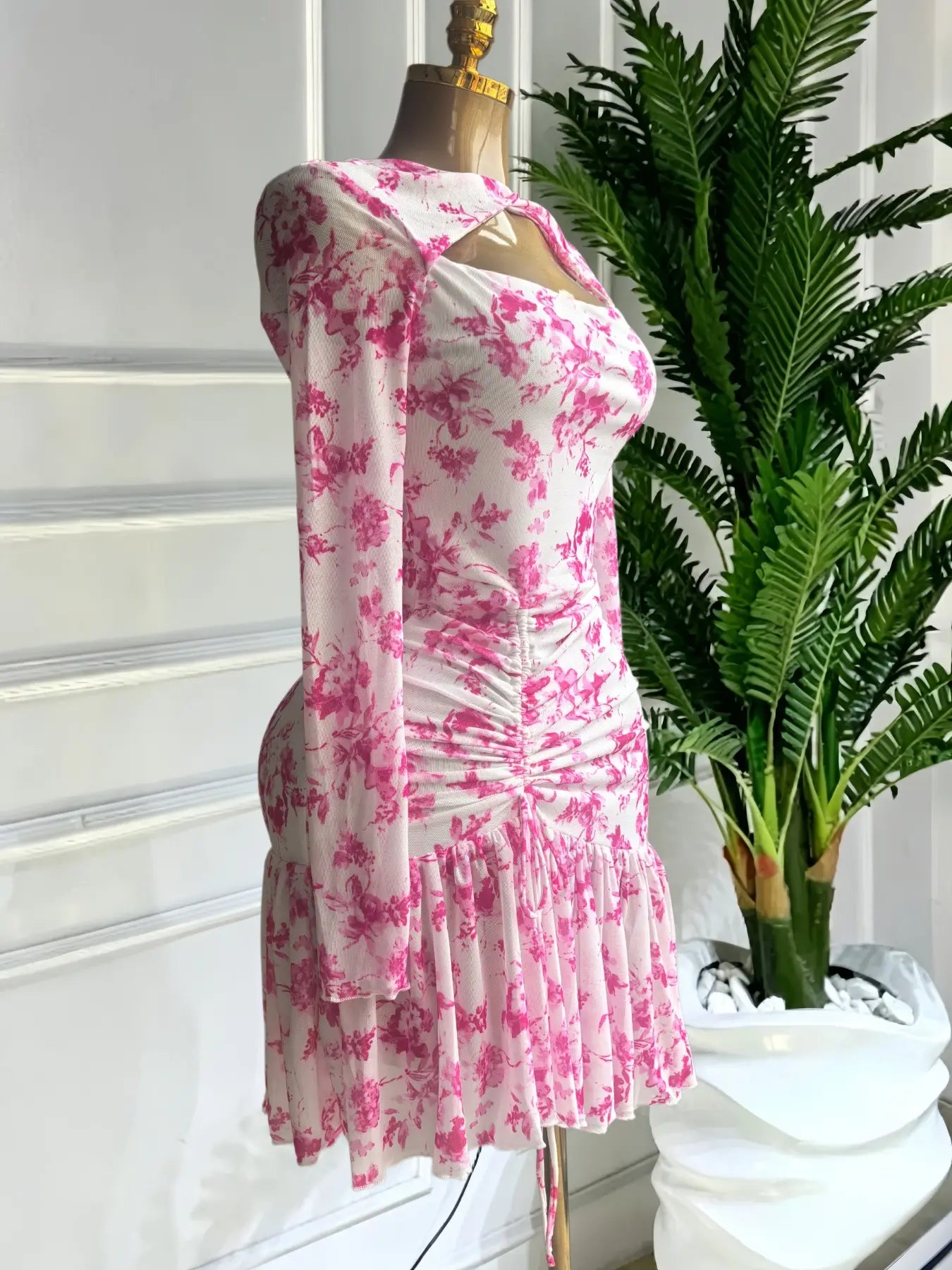 QFAF Women's Full Sleeve Floral Printed Ruched Bodycon Dress, Autumn Evening Party Vacation Sexy Gown, Elegance, Elegant and Stylish Cutout Front Irregular Midi A-line Dresses, Streetwear Dressy Holiday Beach Vacation Dresses, Ladies Elastic Dresses Cloth