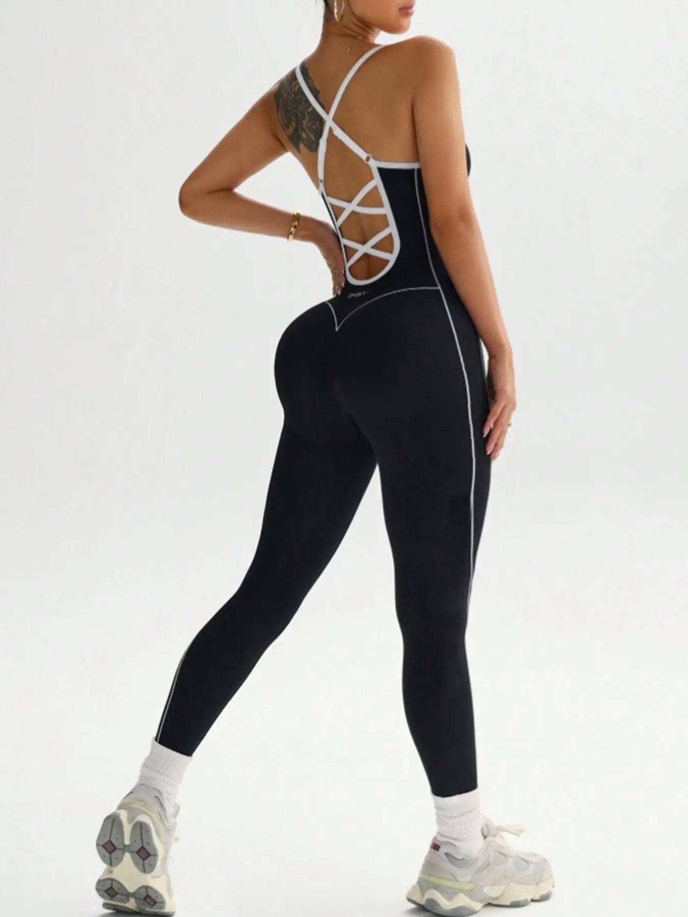 Women's Seamless High Stretch Knit Halter Sporty Jumpsuit Tight Fit Nine-Quarter Pants, Back Cross Shoulder Straps, Outdoor Cycling Gym Yoga Daily Wear