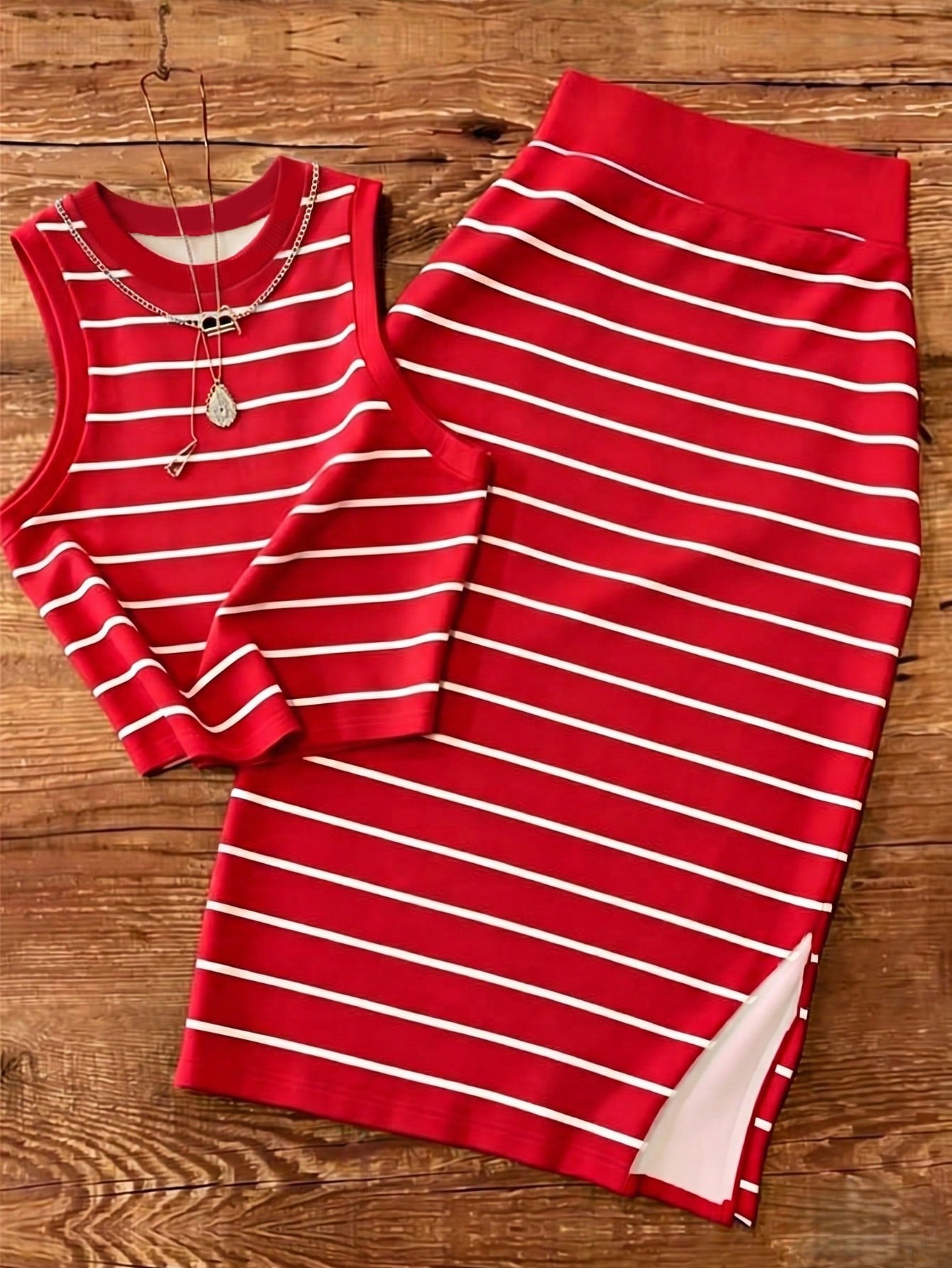UREREM Women's Striped Contrast Color Casual Elegant Party Ribbed Slit Beach Vest And Skirt 2-Piece Set Summer