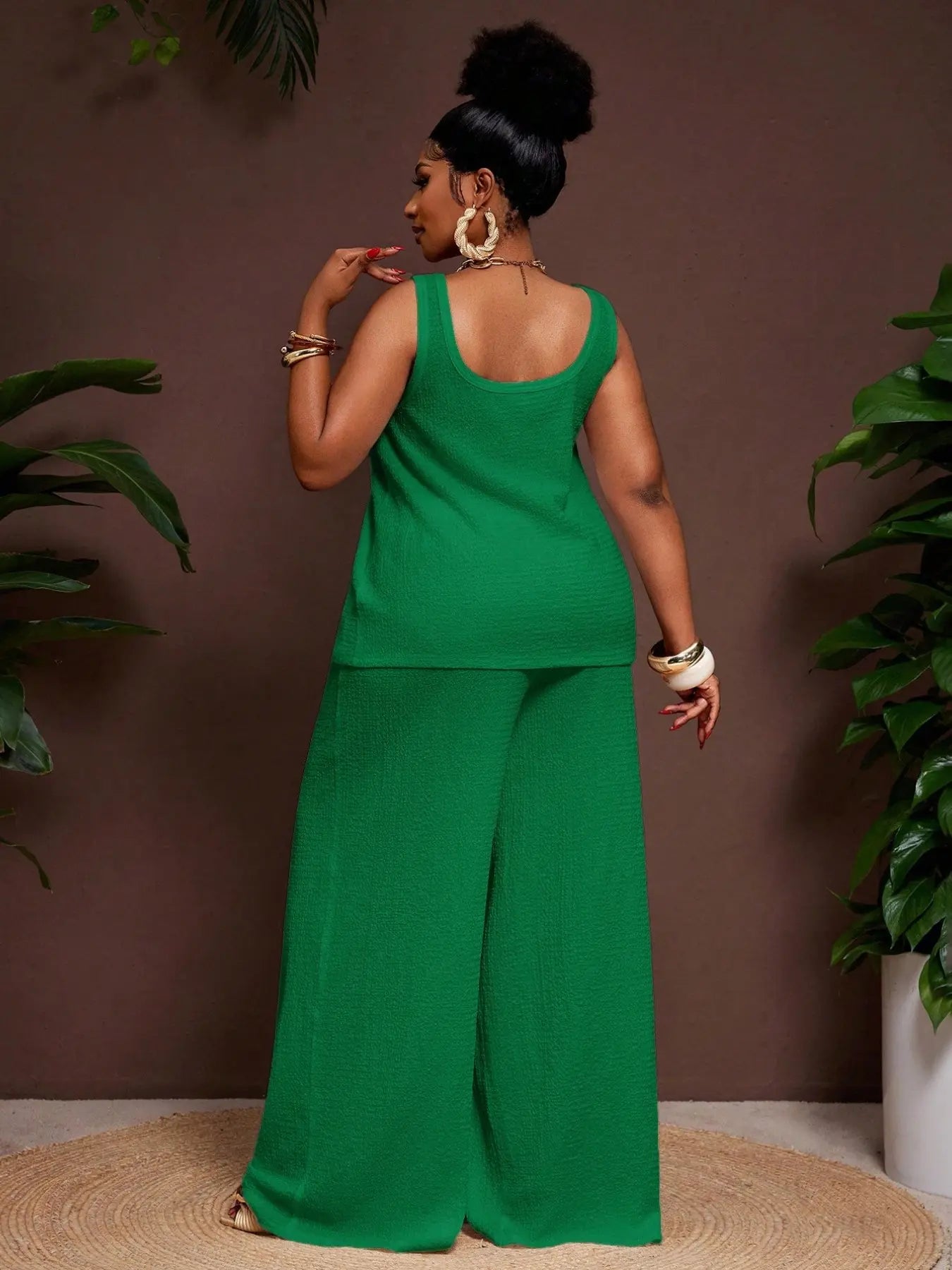 Women's Plus Size Matching Two-Piece Set: Sleeveless Tank Top and Wide Leg Pants, Loose Fit, Summer Vacation, Comfortable and Stylish