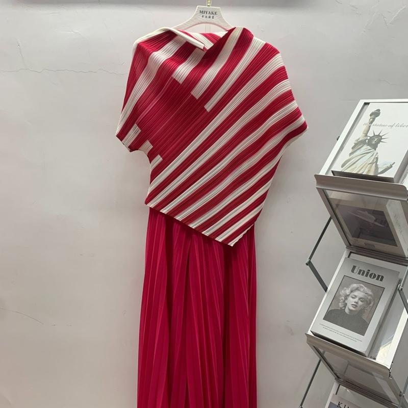 Elegant Pleated Two-Piece Set
