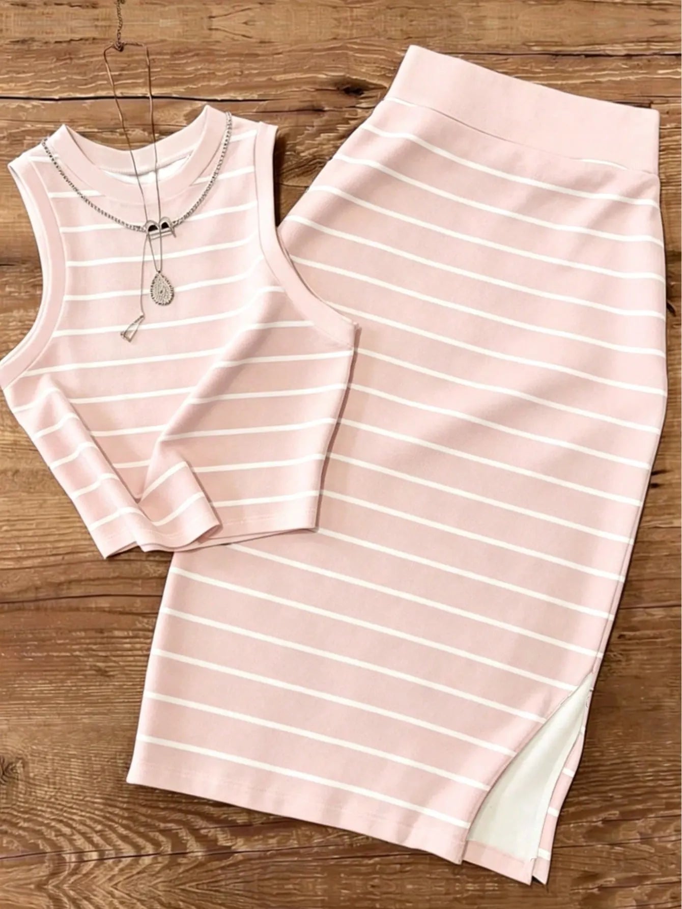 UREREM Women's Striped Contrast Color Casual Elegant Party Ribbed Slit Beach Vest And Skirt 2-Piece Set Summer